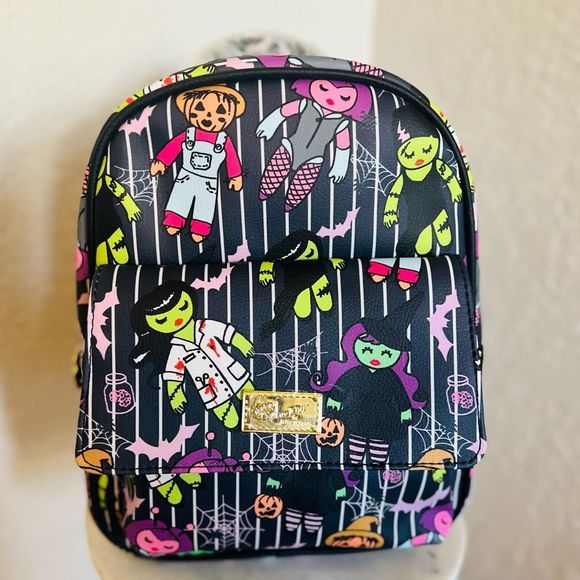 LUV BETSEY BY BETSEY JOHNSON Mid Size Backpack
Bag, Spooky Dolls, Halloween, NWT - Picture 14 of 16